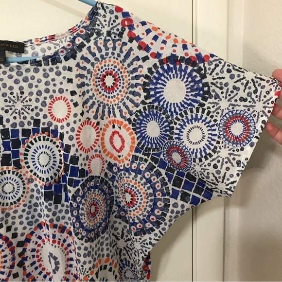 3/$15 Outback red geometric pattern short sleeve top - Picture 4 of 11